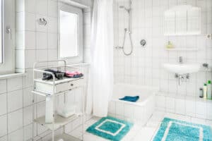 Badezimmer EG